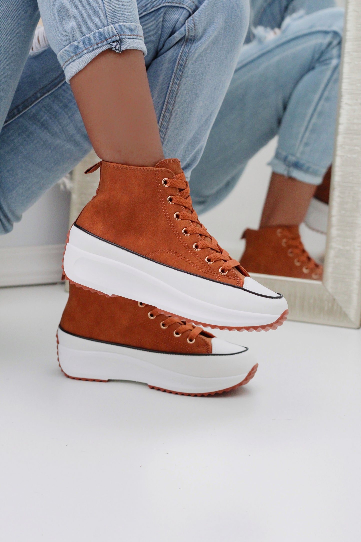STREET SMART | TAN