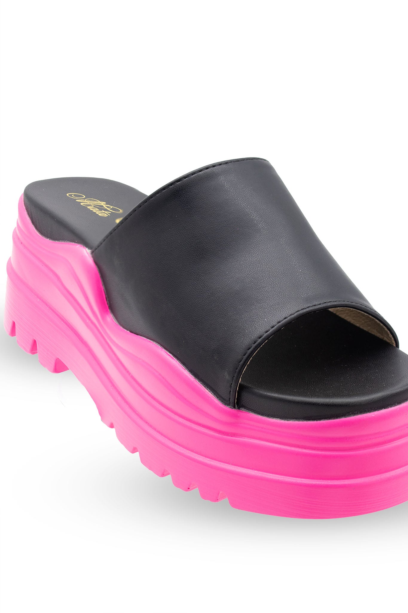 SKITTLES | HOT PINK