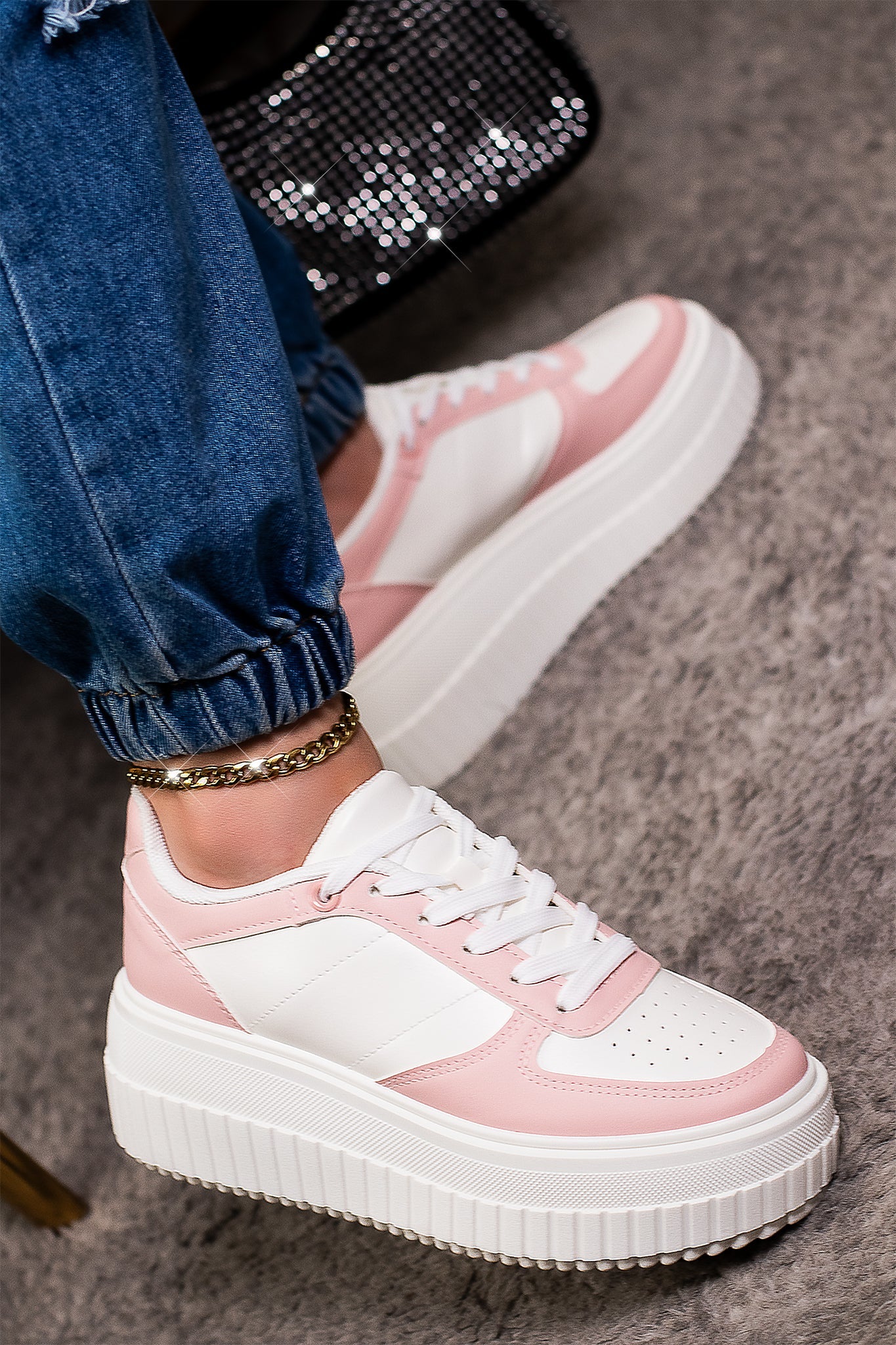 MOORE-1 | BLUSH