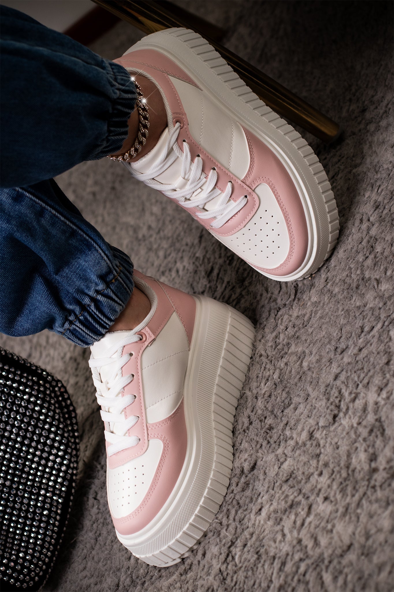MOORE-1 | BLUSH