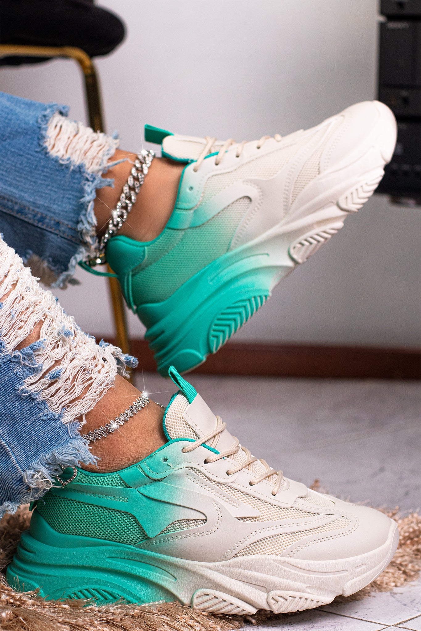 MAD-01 | TURQUOISE