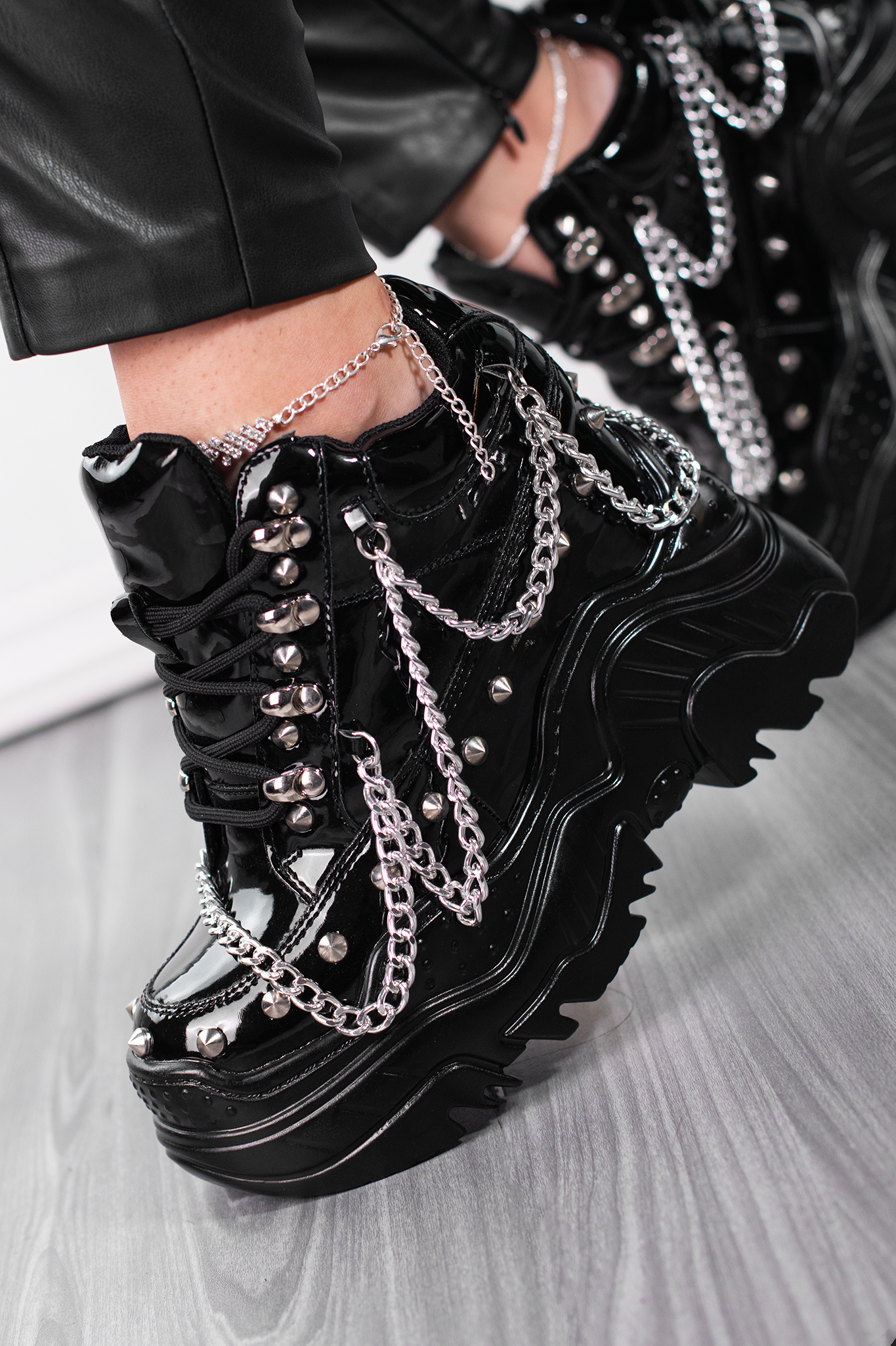 SPACE CANDY | BLACK PAT