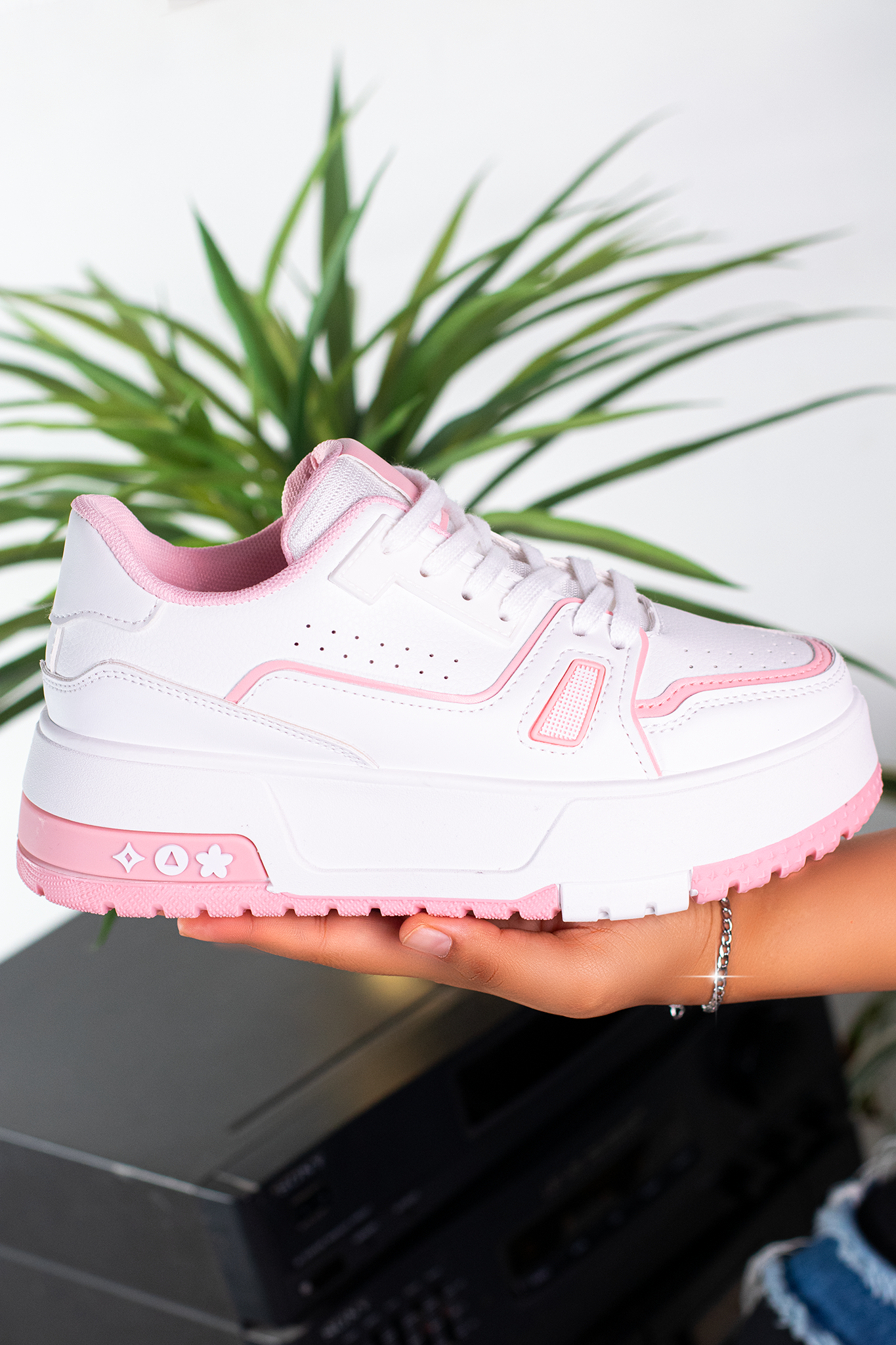 LANDA-1 | PINK