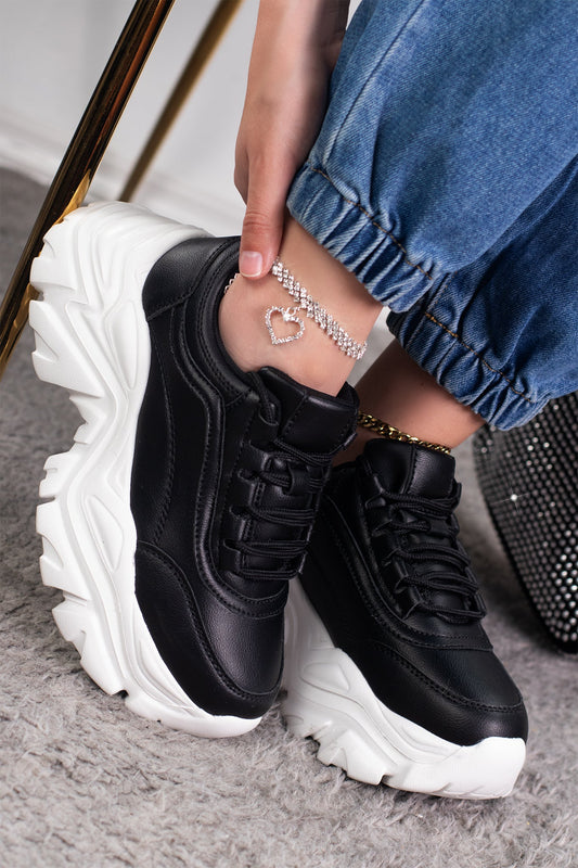 CONFIDENCE-02 | BLACK/WHITE