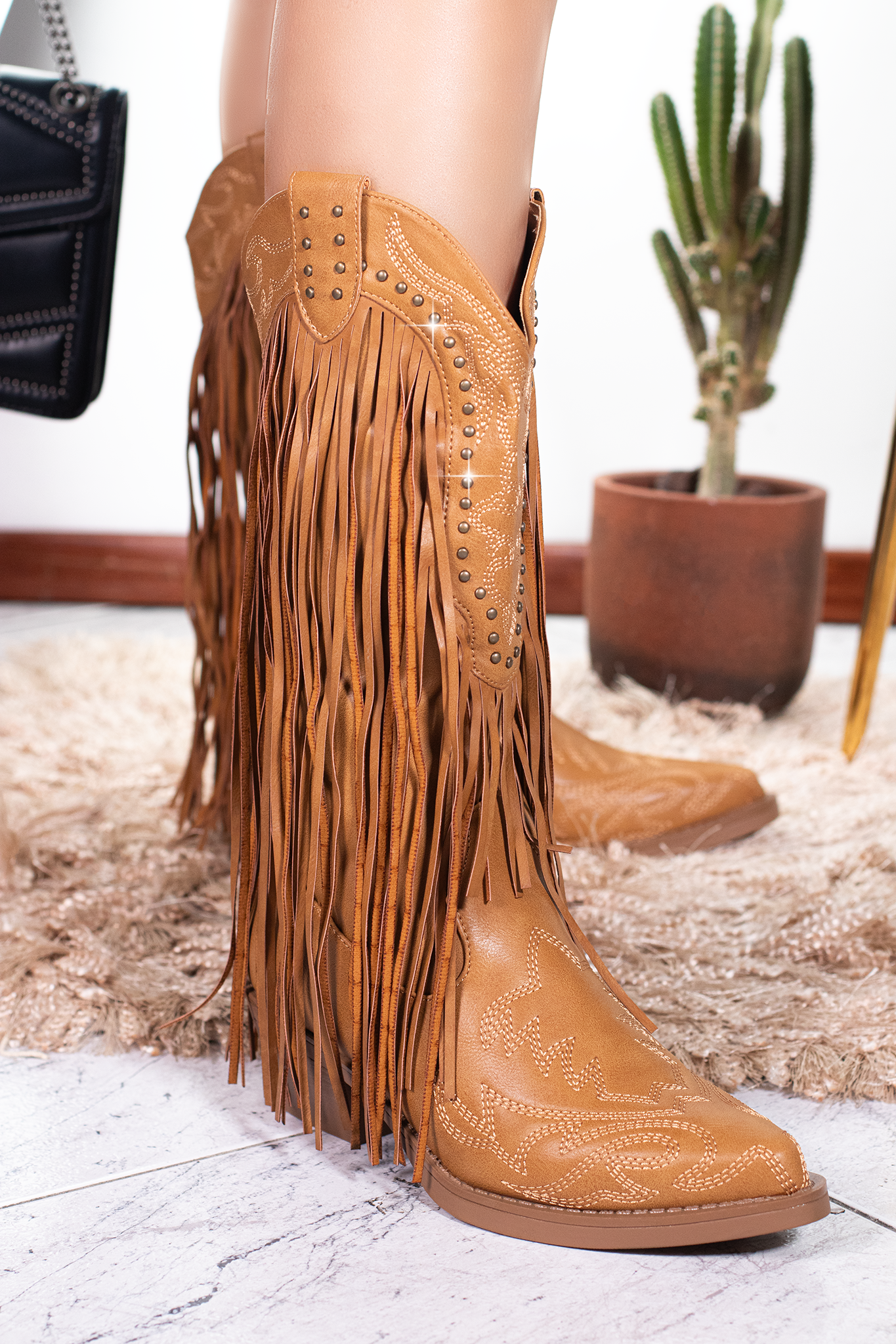 NEBRASKA | TAN