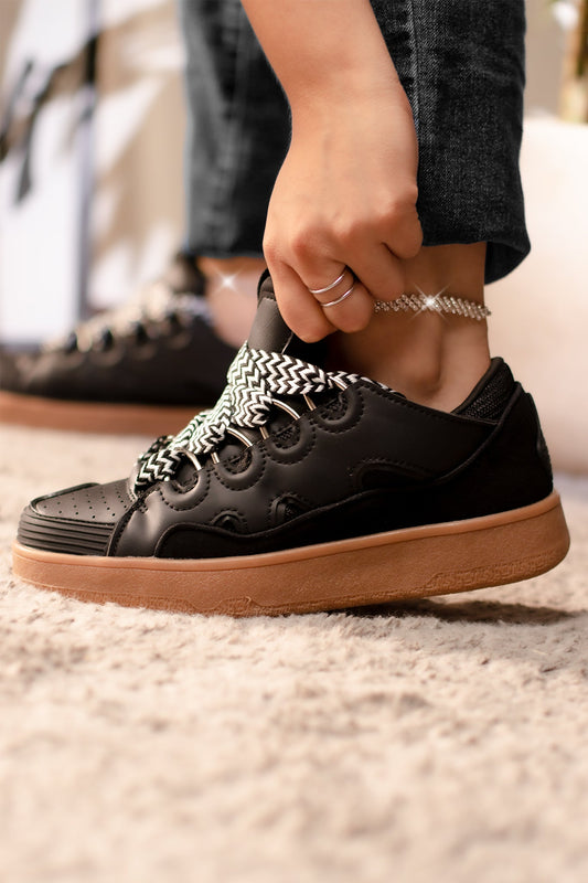SKATEBOARD | BLACK