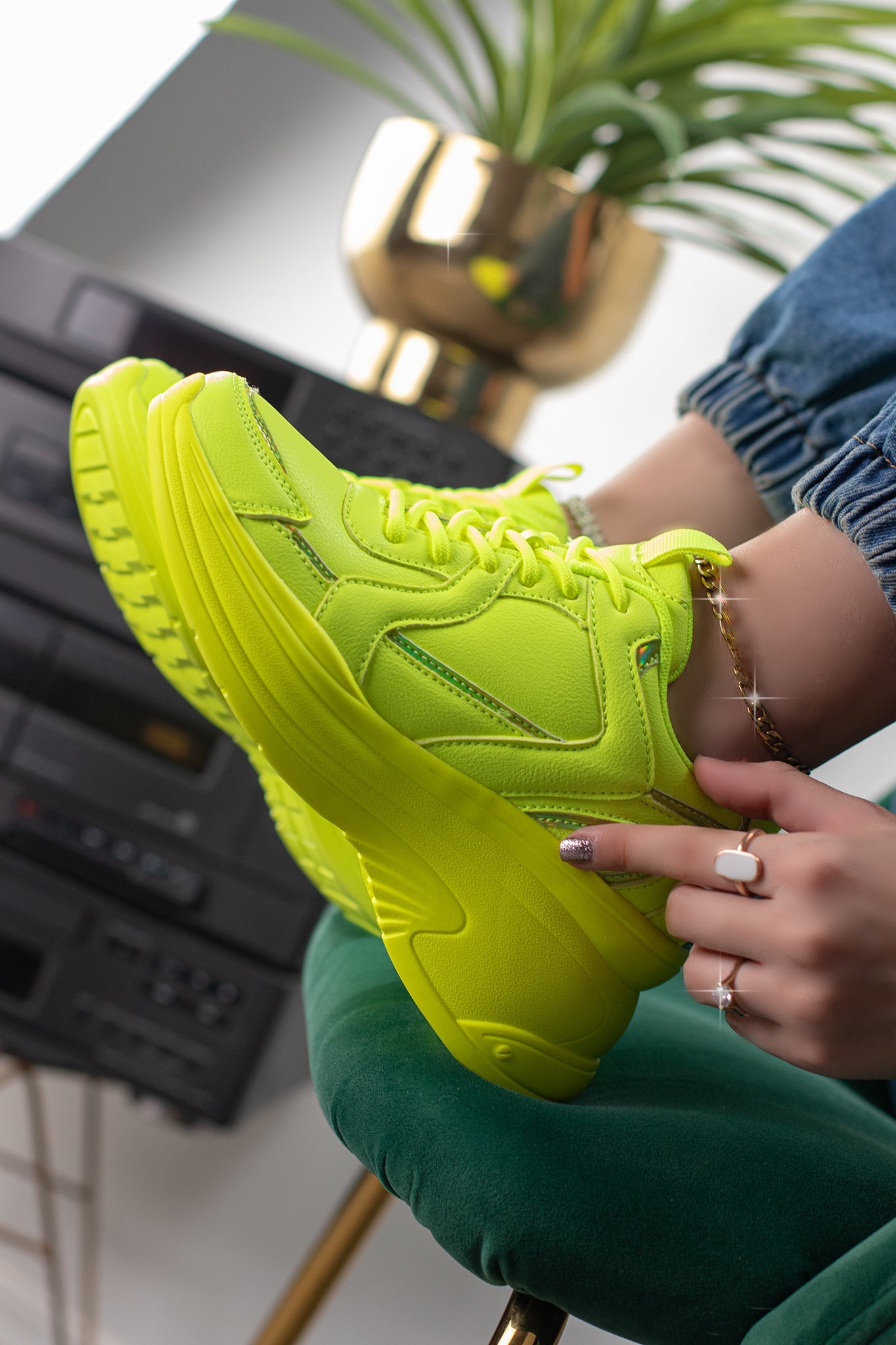 JOCELYN | NEON YELLOW