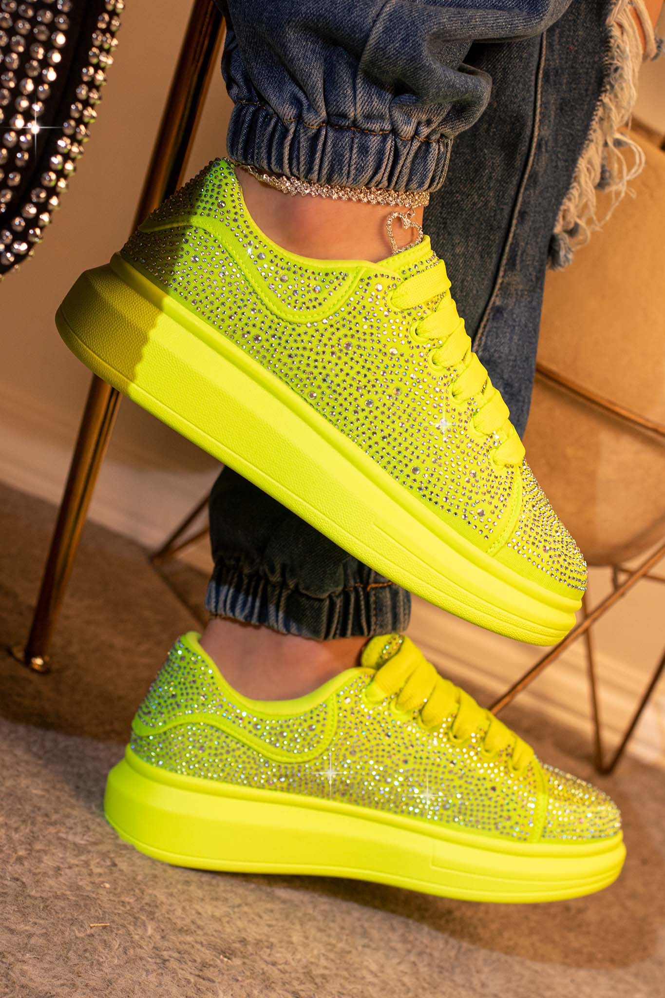 SIA | NEON YELLOW