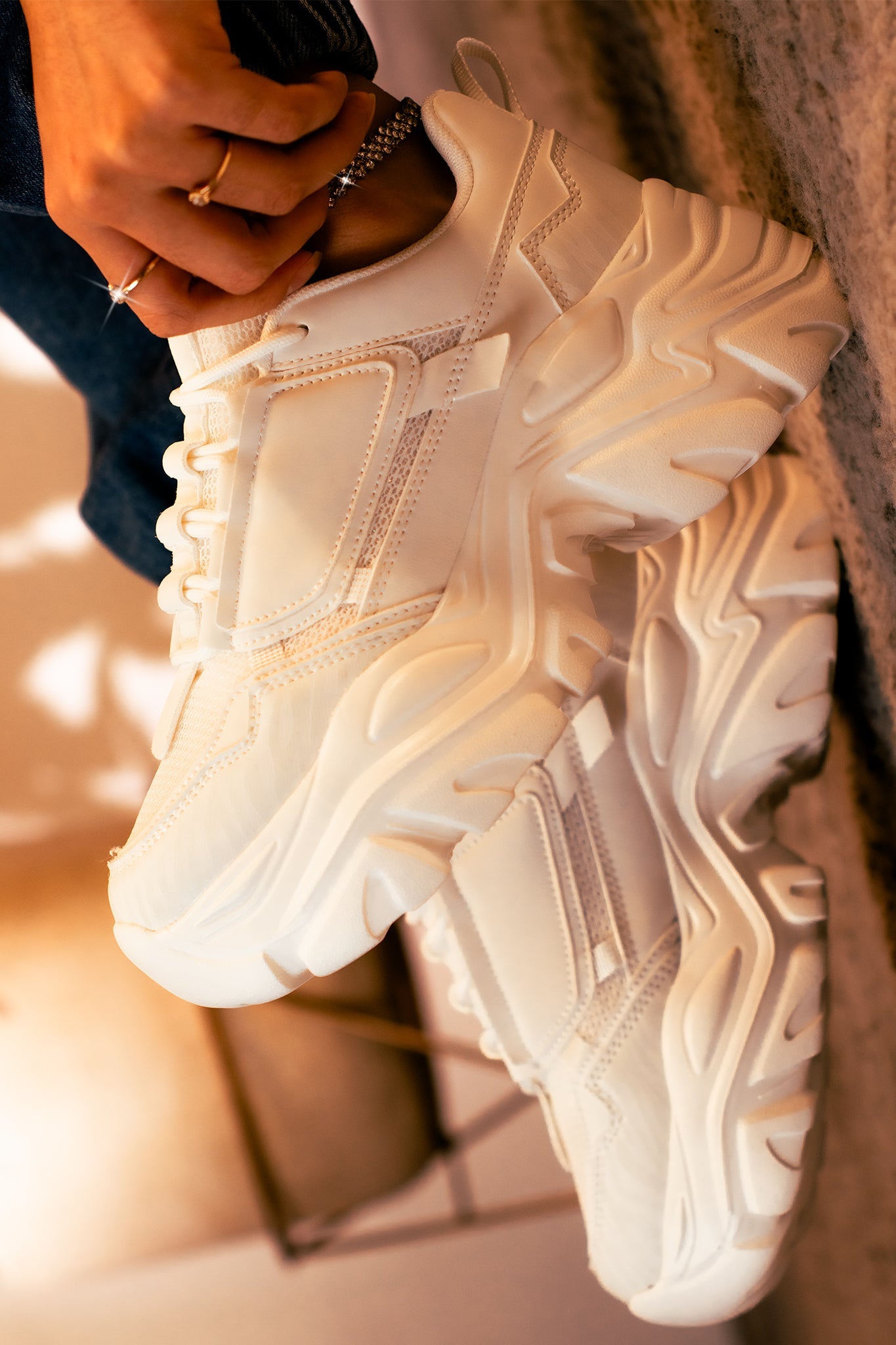 BLAIR 02 | WHITE