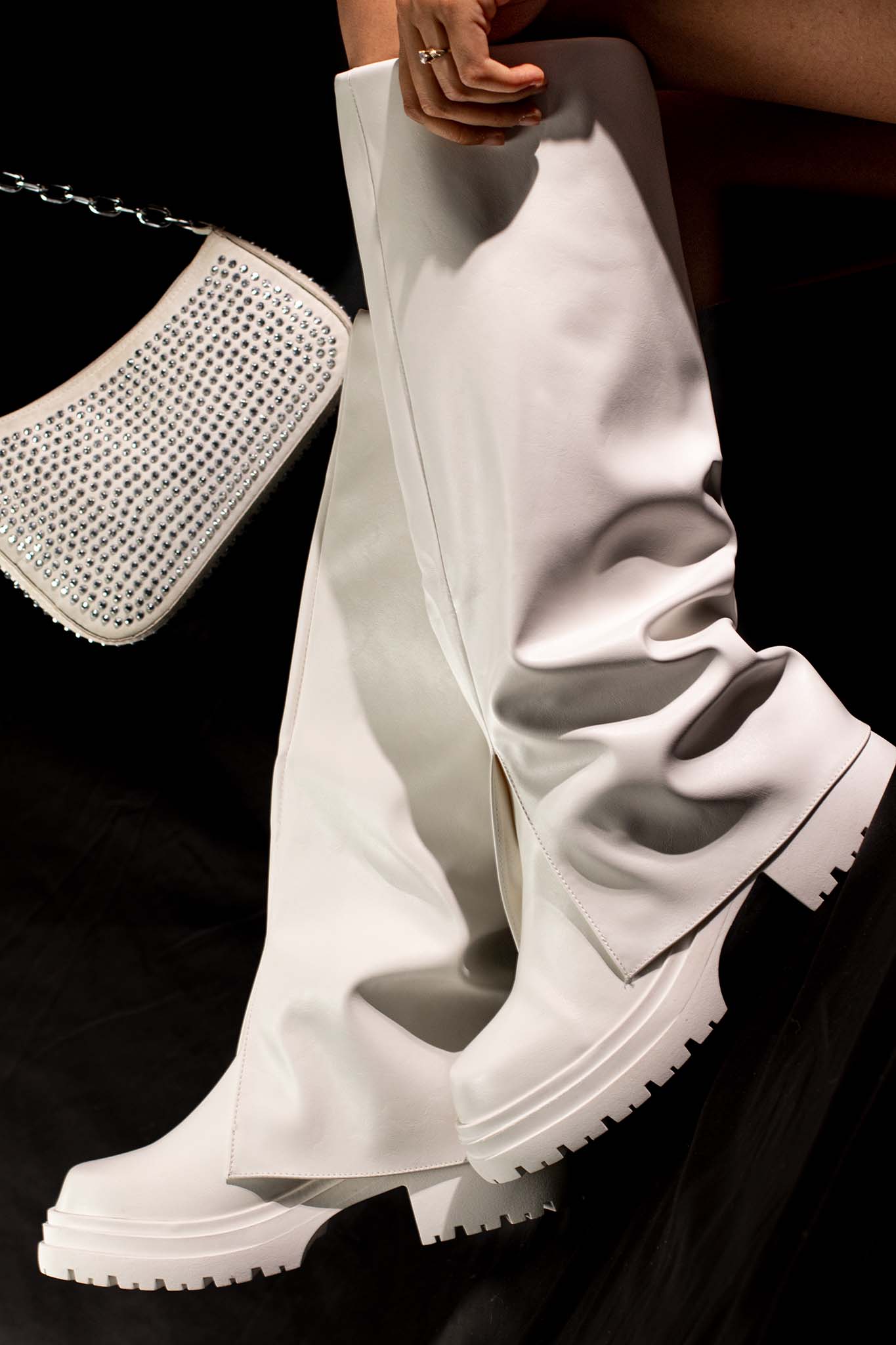 MCCRAY-1 | WHITE