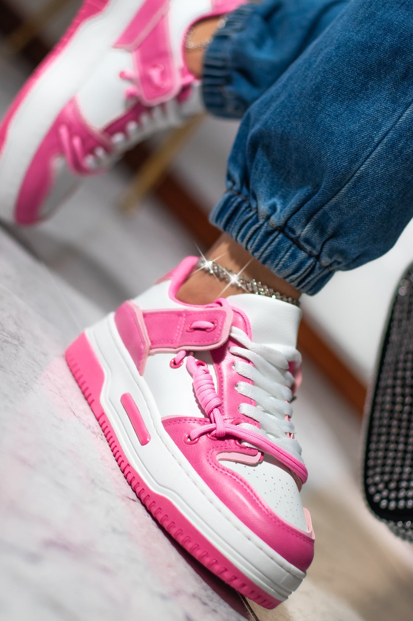 TIMOTHY-1 | PINK