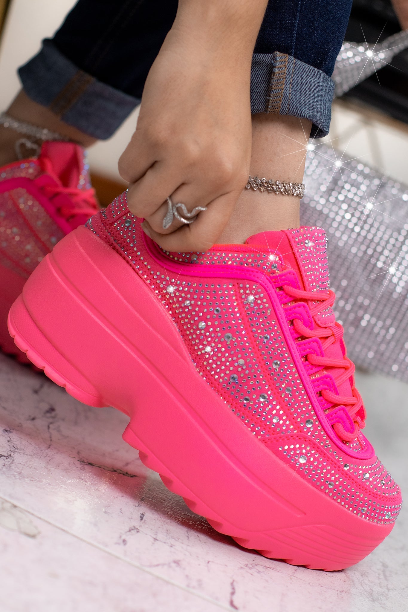 KATE SKY | HOT PINK