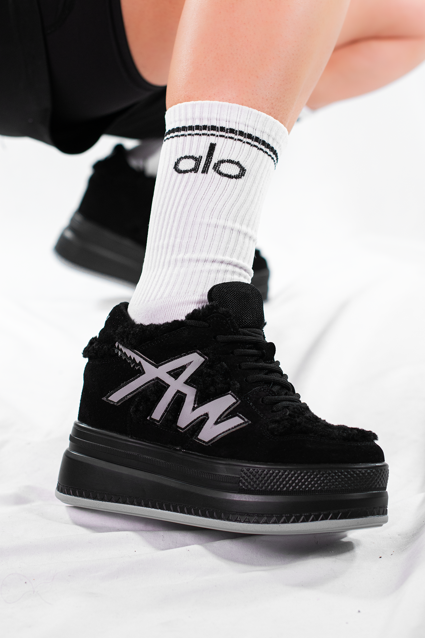 QUINCE-01 | BLACK