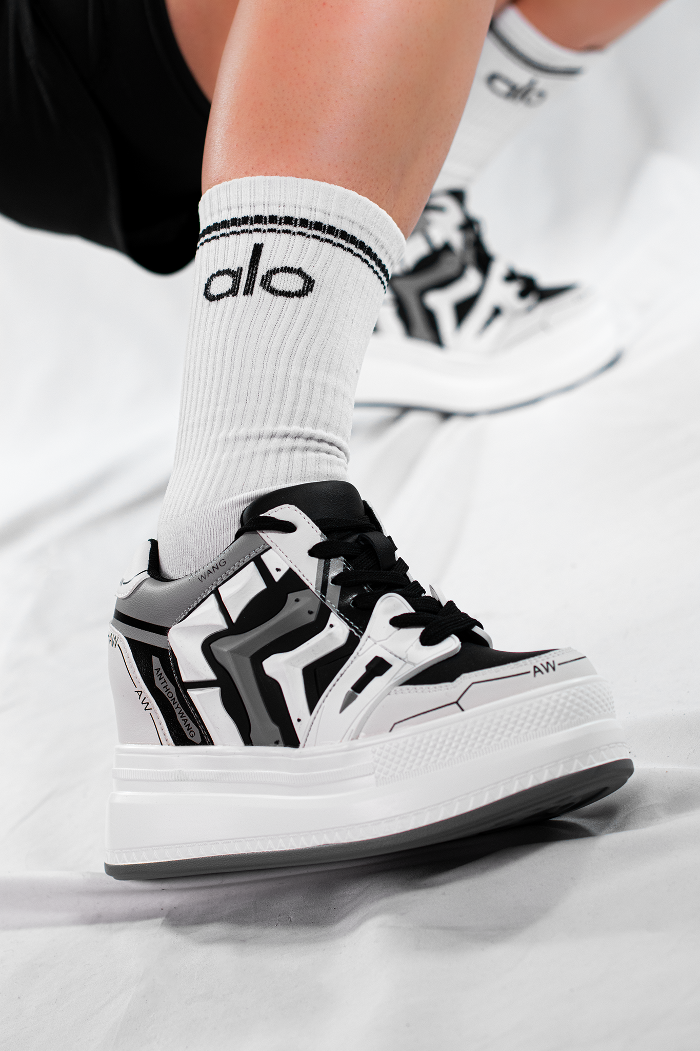 QUINCE-02 | WHITE