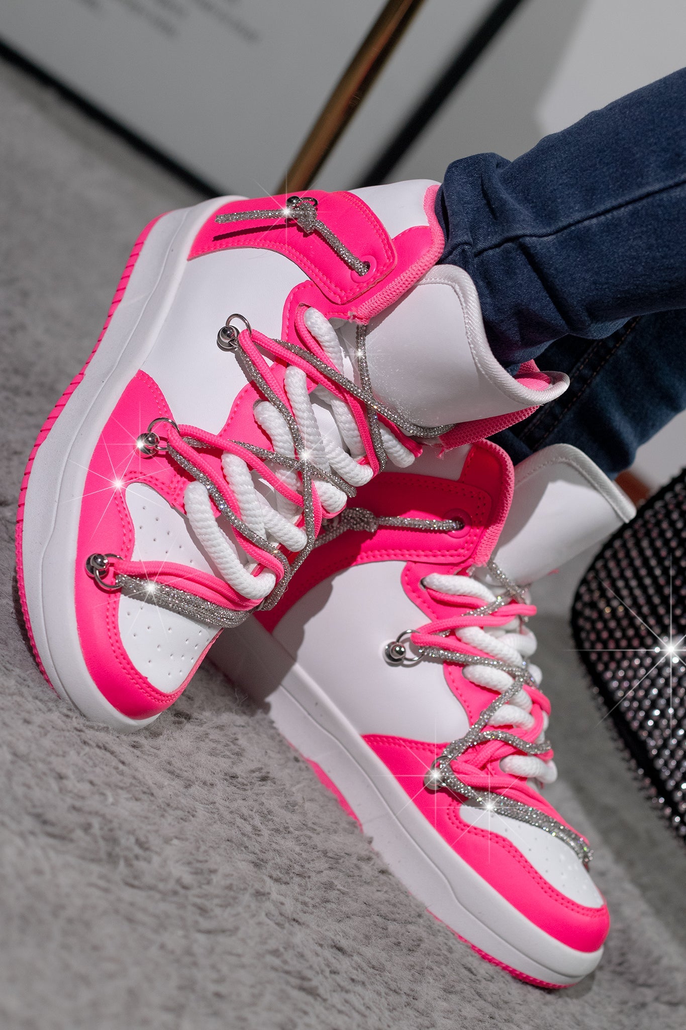 SUPREMA-1 | HOT PINK