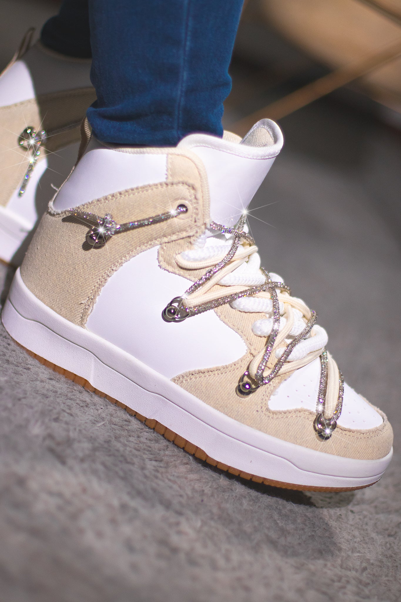 SUPREMA-1 | BEIGE