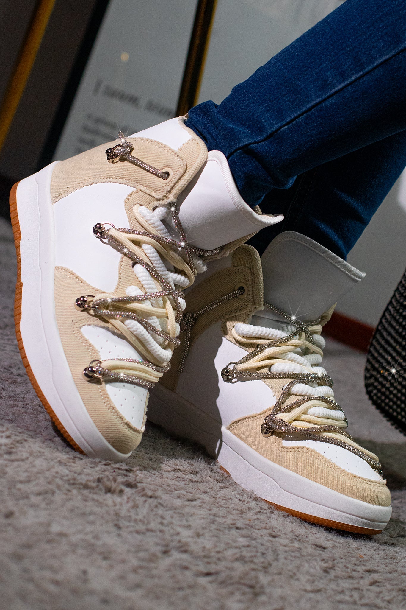 SUPREMA-1 | BEIGE