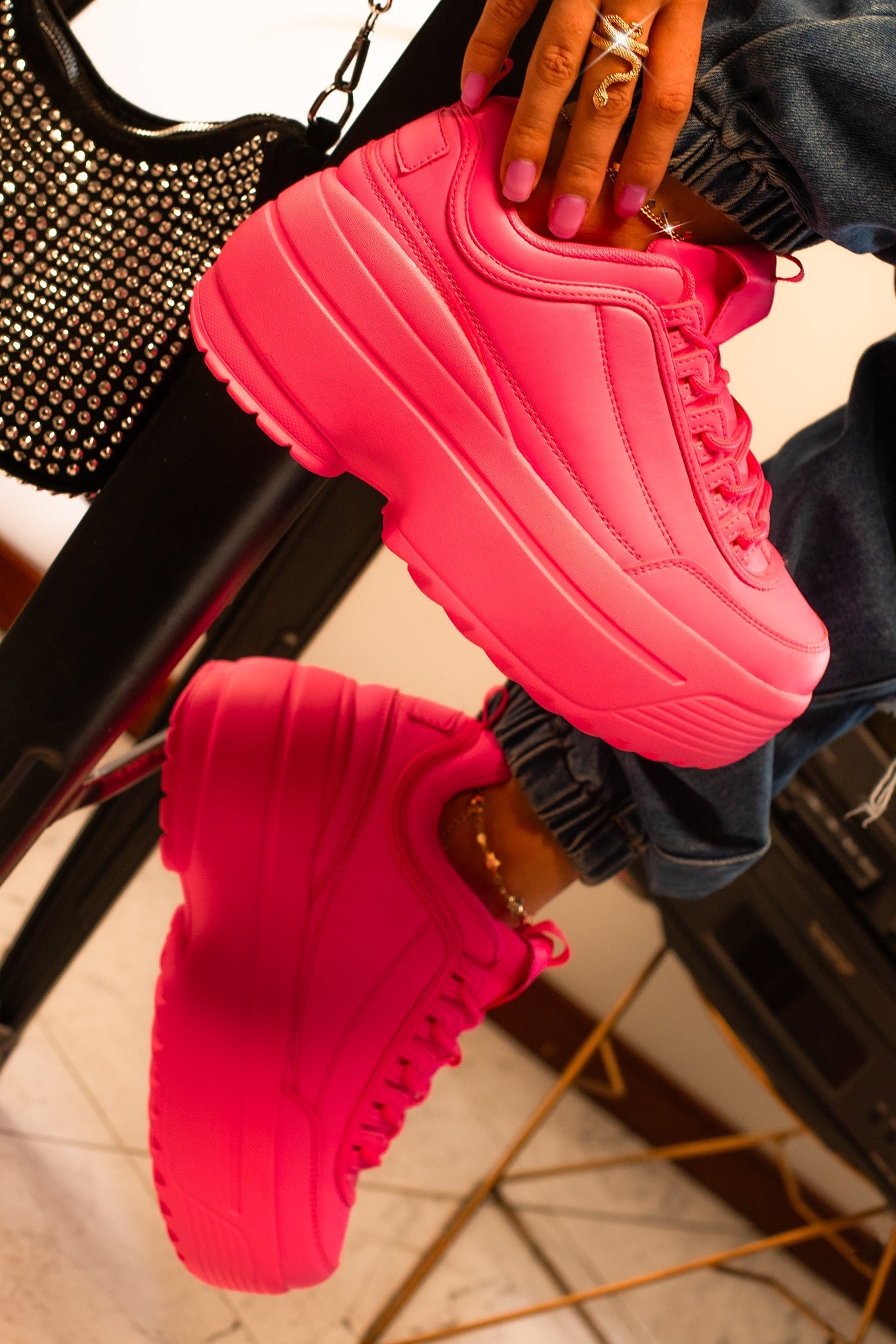 KATE | HOT PINK