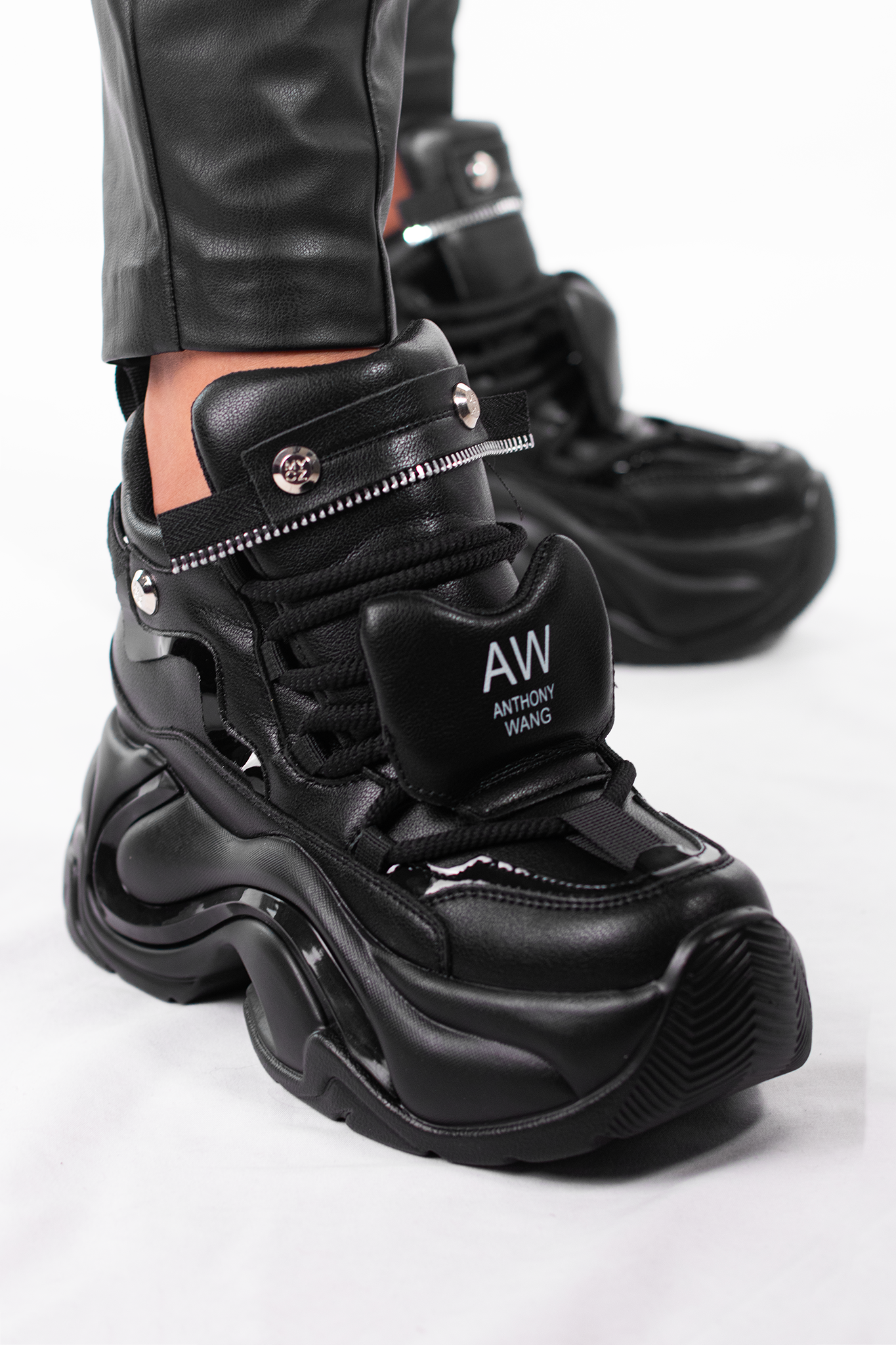 JUPITER-04 | BLACK