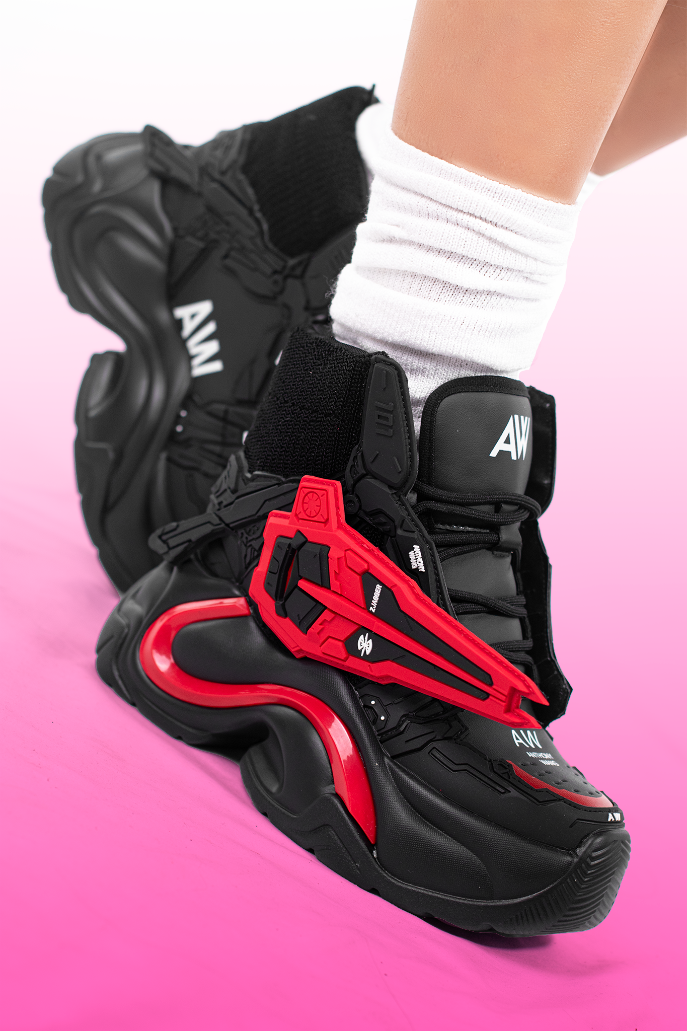 POMEGRANATE-11 | BLACK
